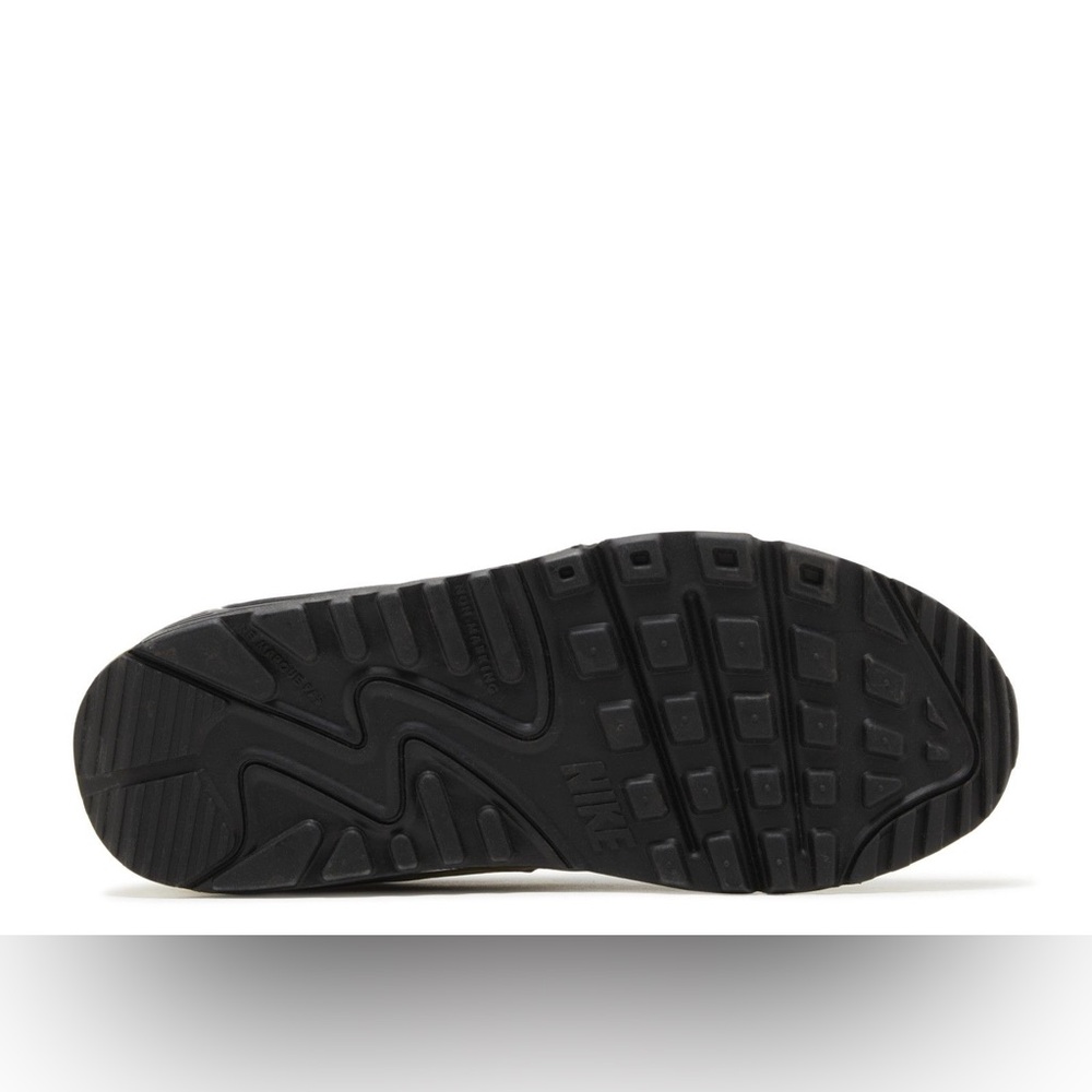 Nike Air Max 90 LTR Black and Gold Sneakers - Picture 6 of 6